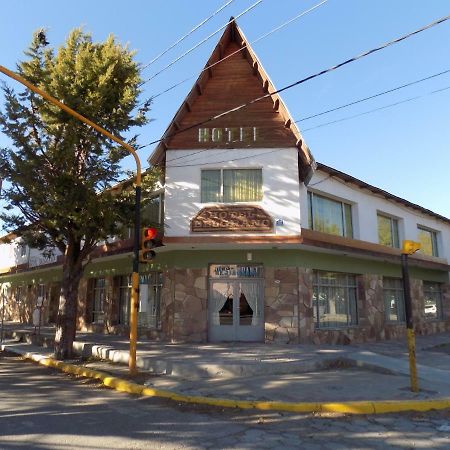 Hotel Belgrano Perito Moreno Extérieur photo