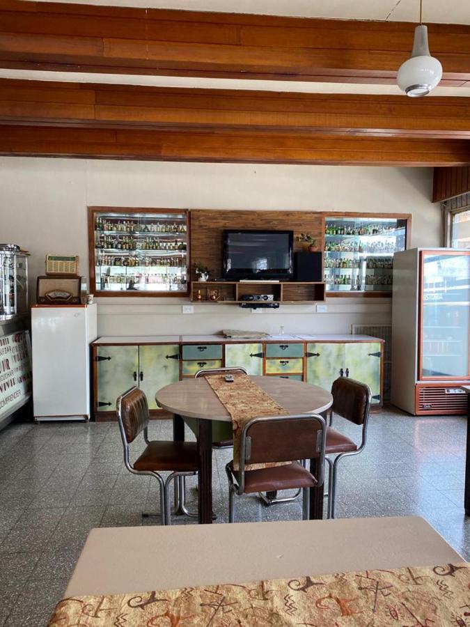 Hotel Belgrano Perito Moreno Extérieur photo