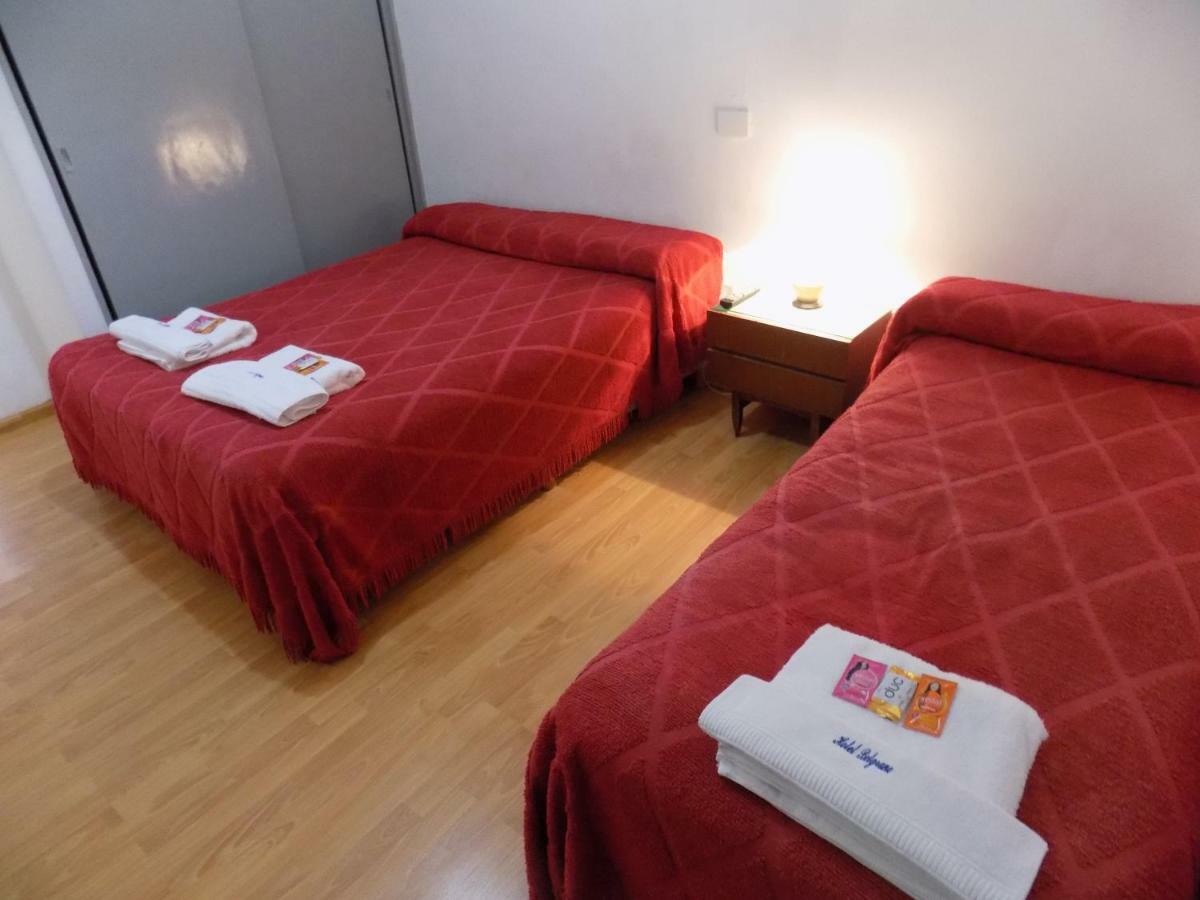 Hotel Belgrano Perito Moreno Extérieur photo